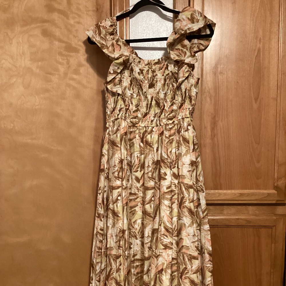 Moon River maxi dress, floral, sleeveless, size medium, NWT